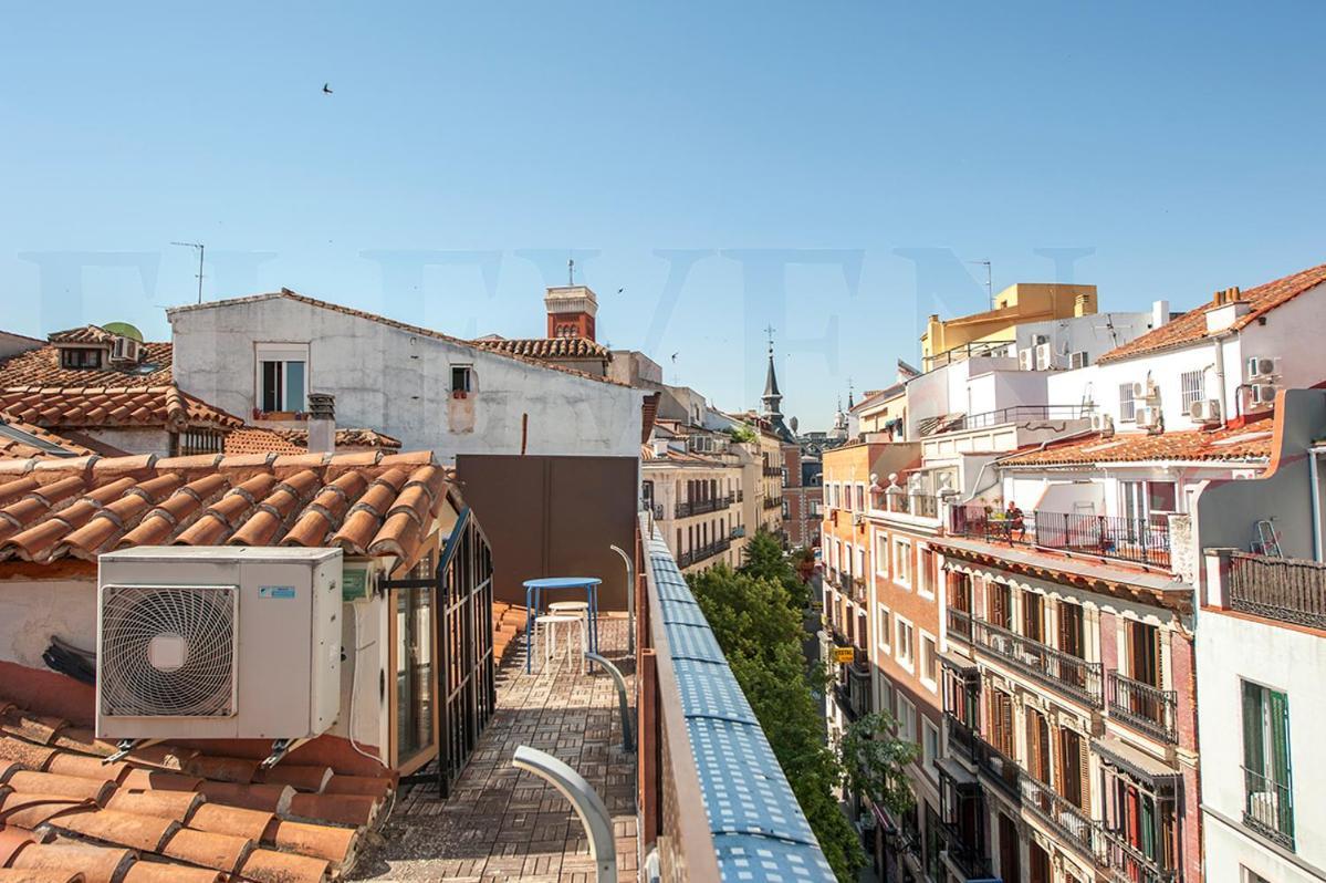 Exclusivo Atico Con Terraza En Plaza Mayor Madrid Esterno foto